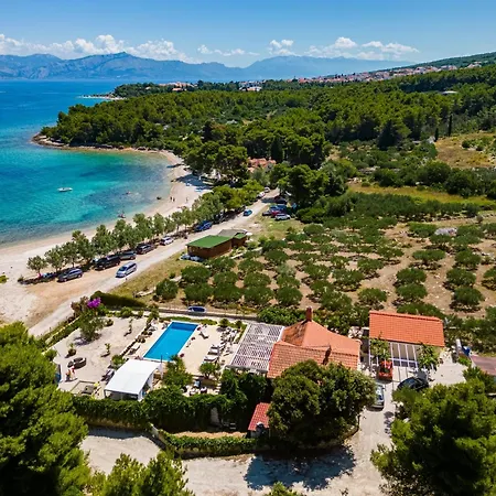 Vila Seaside Luxury With A Swimming Pool Mirca, Brac - 16183