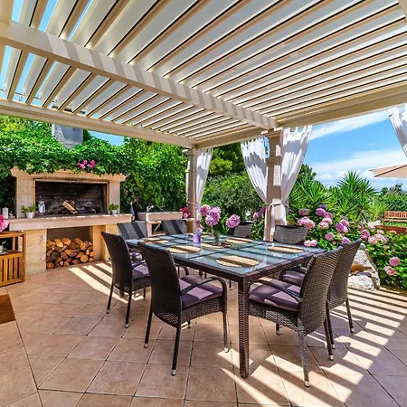 Seaside Luxury With A Swimming Pool Mirca, Brac - 16183 Villa