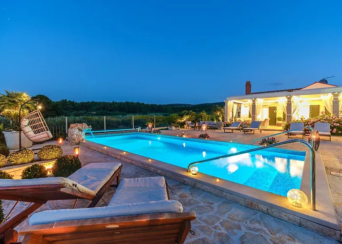 Vila Seaside Luxury With A Swimming Pool Mirca, Brac - 16183