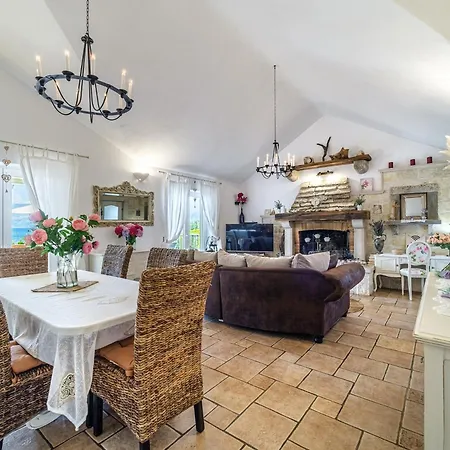 Βίλα Seaside Luxury With A Swimming Pool Mirca, Brac - 16183